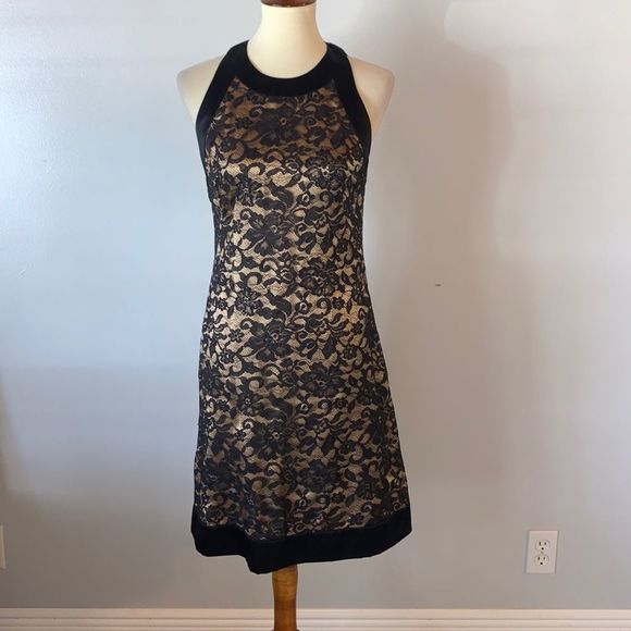 Badgley Mischka Dresses & Skirts - [Badgley Mischka] Black Lace Sleeveless Dress - Size 4